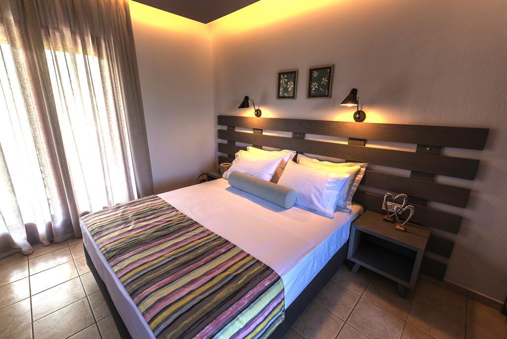 Aliston Hotel Thassos (Adults Only) Скала-Потамьяс Екстер'єр фото